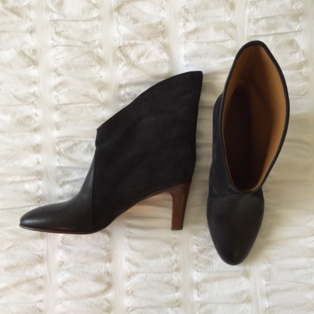 CHLOÉ NWOT Fold-Over Bicolor Ankle Boot - Picture 2 of 15